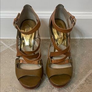 Michael Kors Tan and Olive Leather Strappy Platform Heels